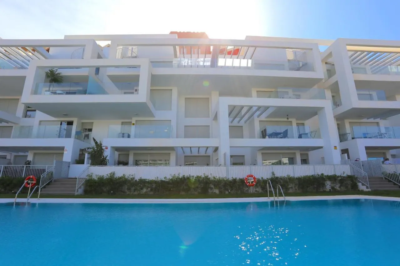 White Stones Torremolinos Premium Penthouse 6Pax Apartment